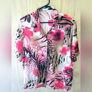 Tropical Flower Print Ladies Plus Size Button Front W/side Vents